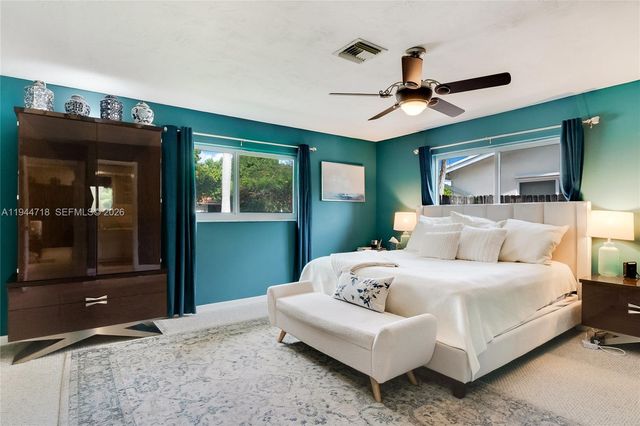 1920 NE 206th Ter, Miami, FL 33179