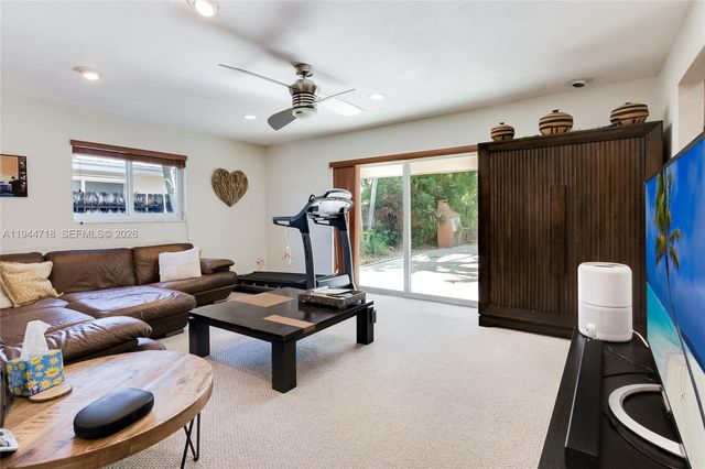 1920 NE 206th Ter, Miami, FL 33179