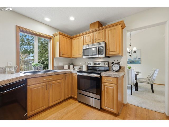 21903 Ne SHAVER St, Fairview, OR 97024