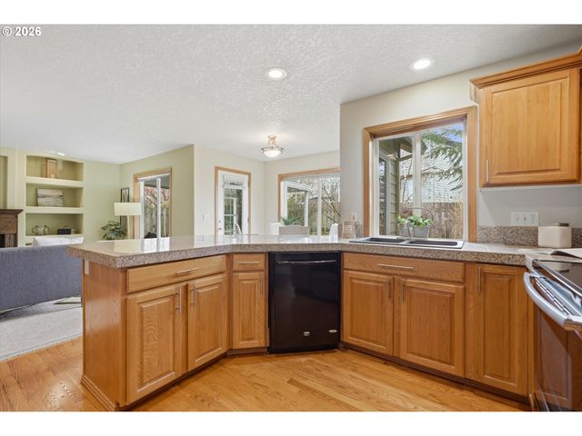 21903 Ne SHAVER St, Fairview, OR 97024