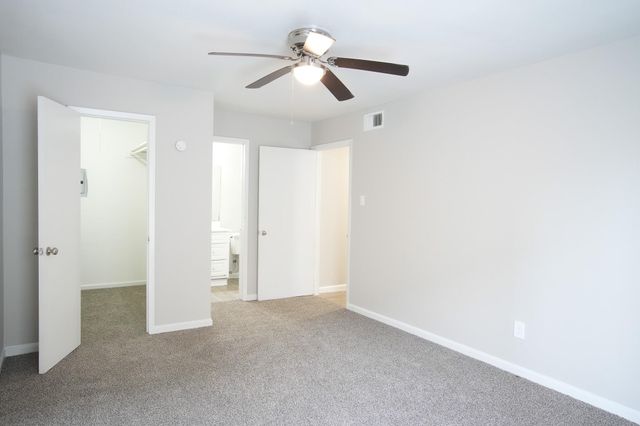 12550 Jfk Boulevard 1311, Houston, TX 77039