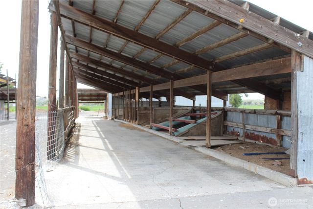 5788 NE Road K, Moses Lake, WA 98837