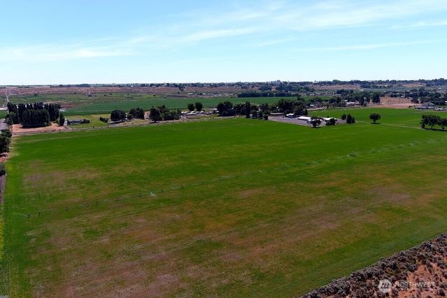 5788 NE Road K, Moses Lake, WA 98837