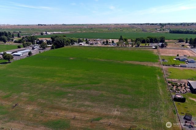 5788 NE Road K, Moses Lake, WA 98837