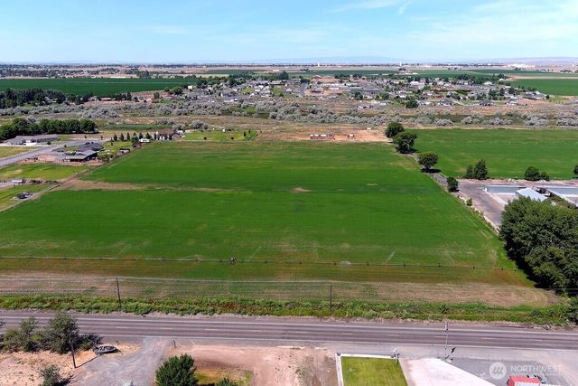 5788 NE Road K, Moses Lake, WA 98837