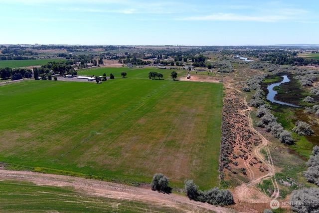 5788 NE Road K, Moses Lake, WA 98837