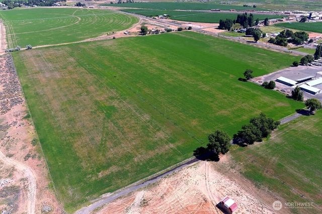 5788 NE Road K, Moses Lake, WA 98837