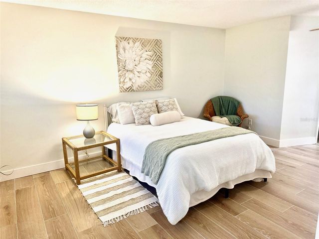 13999 80TH AVENUE, Seminole, FL 33776