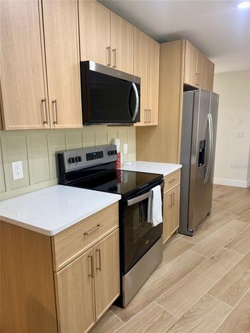 13999 80TH AVENUE, Seminole, FL 33776