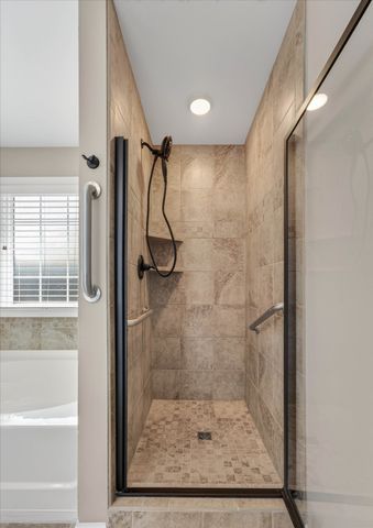 1228 Gentry Dr, Clarksville, TN 37043