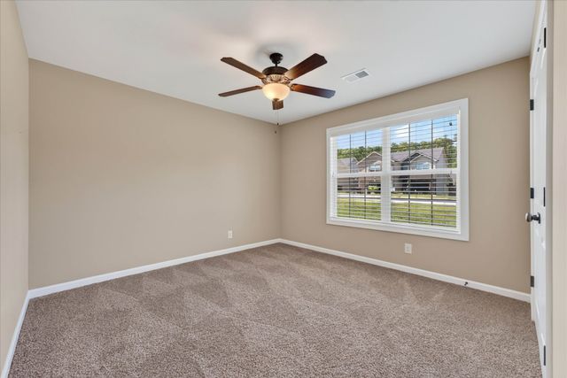 1228 Gentry Dr, Clarksville, TN 37043