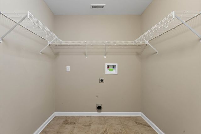 1228 Gentry Dr, Clarksville, TN 37043
