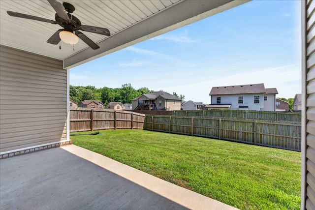 1228 Gentry Dr, Clarksville, TN 37043