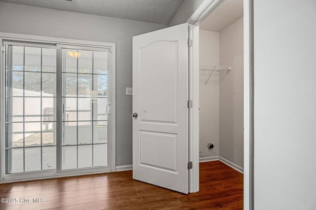 317 Glen Cannon Drive, Jacksonville, NC 28546