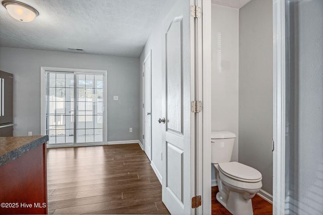 317 Glen Cannon Drive, Jacksonville, NC 28546