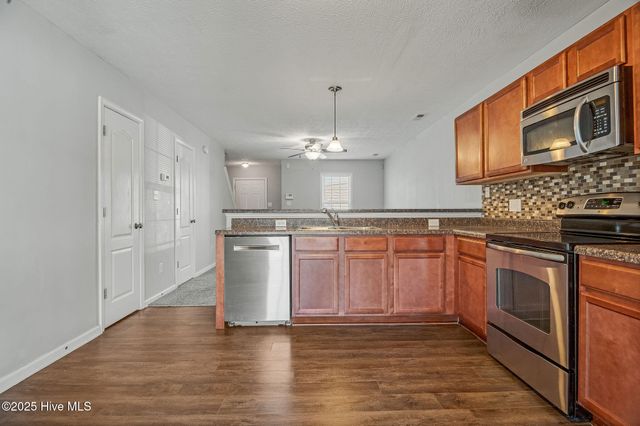 317 Glen Cannon Drive, Jacksonville, NC 28546