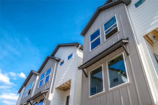 904 Kern Street C, Houston, TX 77009