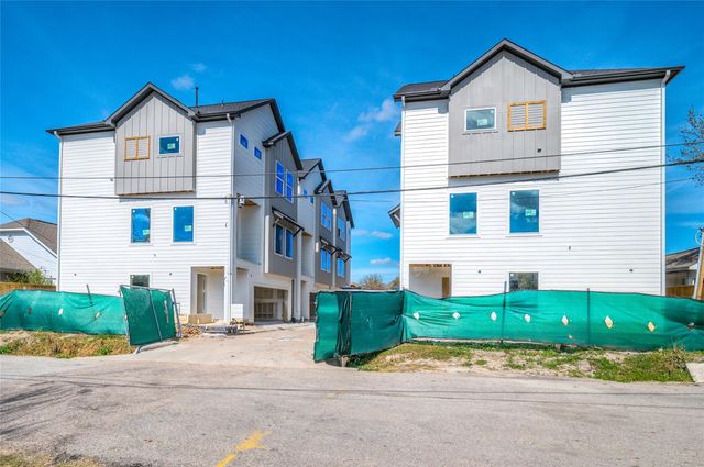 904 Kern Street C, Houston, TX 77009