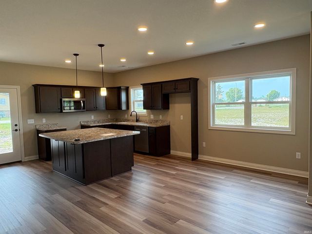 1135 Kayde Lane, Bluffton, IN 46714