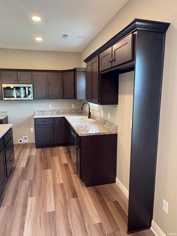 1135 Kayde Lane, Bluffton, IN 46714