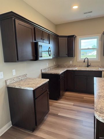 1135 Kayde Lane, Bluffton, IN 46714