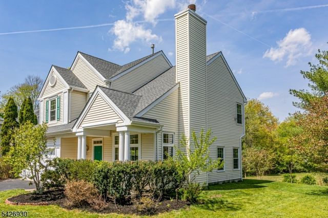 76 Harvard Cir, Montgomery Twp., NJ 08540