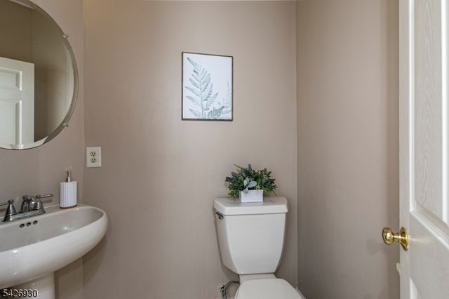 76 Harvard Cir, Montgomery Twp., NJ 08540