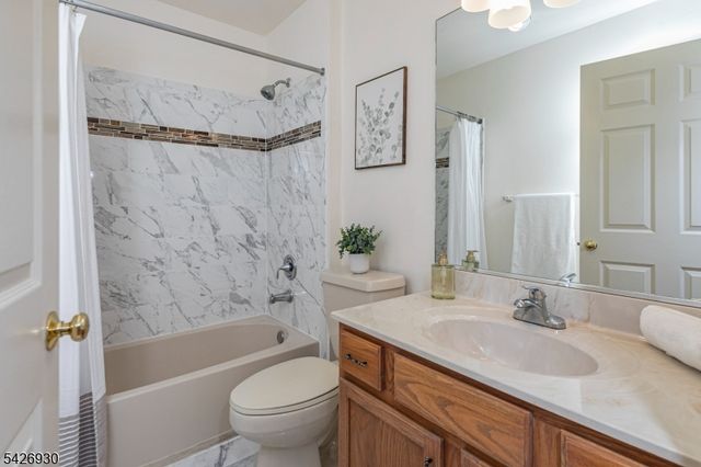 76 Harvard Cir, Montgomery Twp., NJ 08540