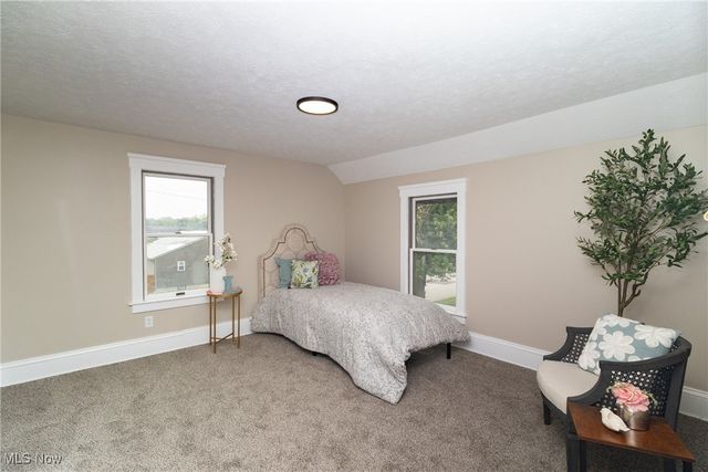 301 S Lyman Street, Wadsworth, OH 44281