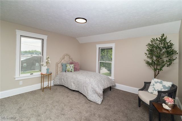 301 S Lyman Street, Wadsworth, OH 44281