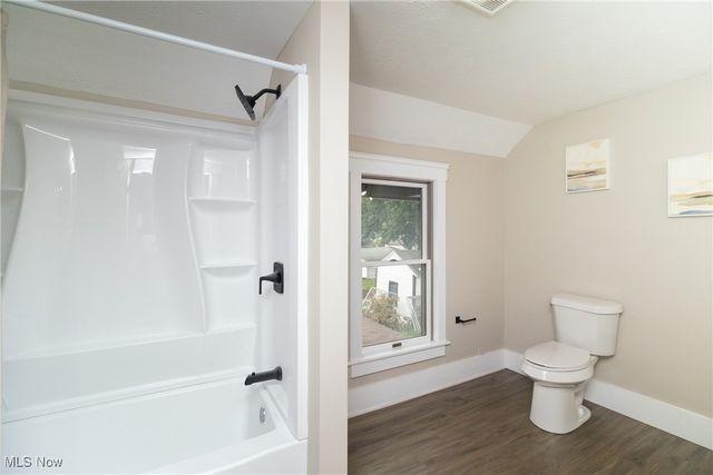 301 S Lyman Street, Wadsworth, OH 44281