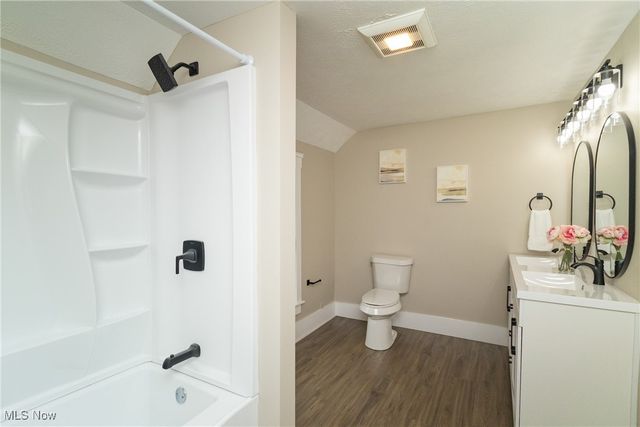 301 S Lyman Street, Wadsworth, OH 44281