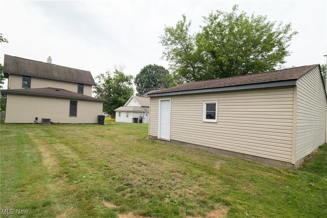 301 S Lyman Street, Wadsworth, OH 44281