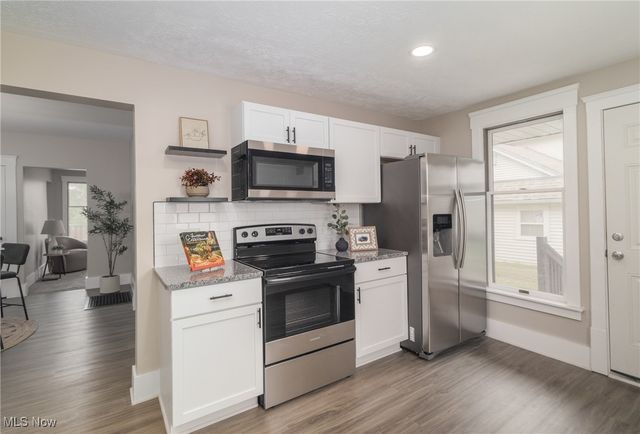 301 S Lyman Street, Wadsworth, OH 44281