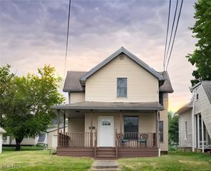 301 S Lyman Street, Wadsworth, OH 44281