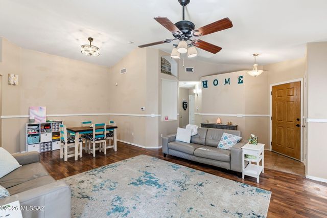 7194 E Cherrywood Street, Tucson, AZ 85756