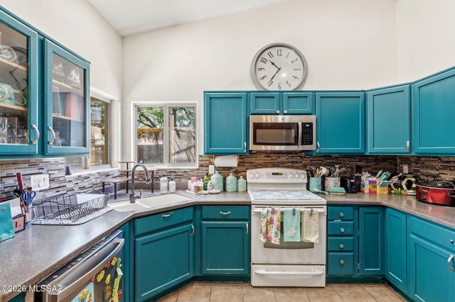 7194 E Cherrywood Street, Tucson, AZ 85756