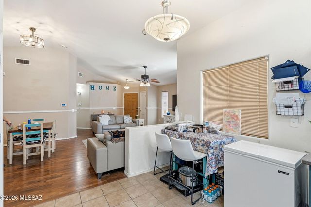 7194 E Cherrywood Street, Tucson, AZ 85756