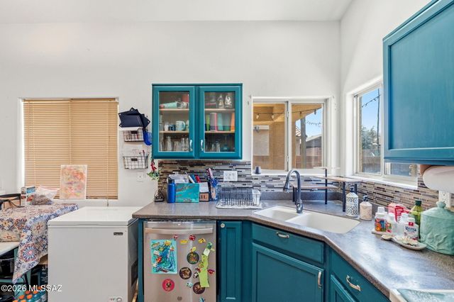 7194 E Cherrywood Street, Tucson, AZ 85756