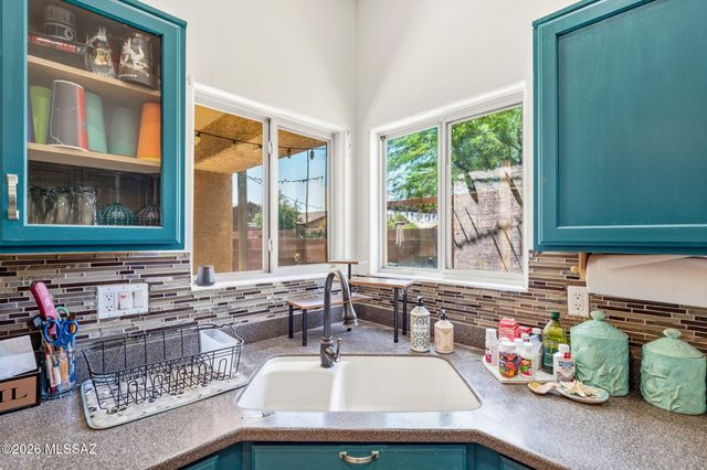 7194 E Cherrywood Street, Tucson, AZ 85756