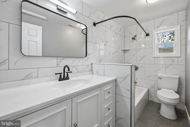 2872 TUCKAHOE RD, Camden, NJ 08104