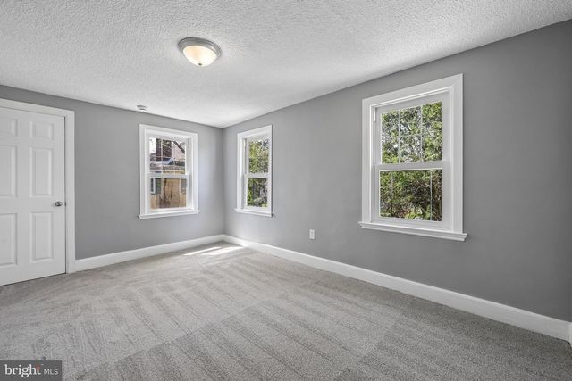 2872 TUCKAHOE RD, Camden, NJ 08104