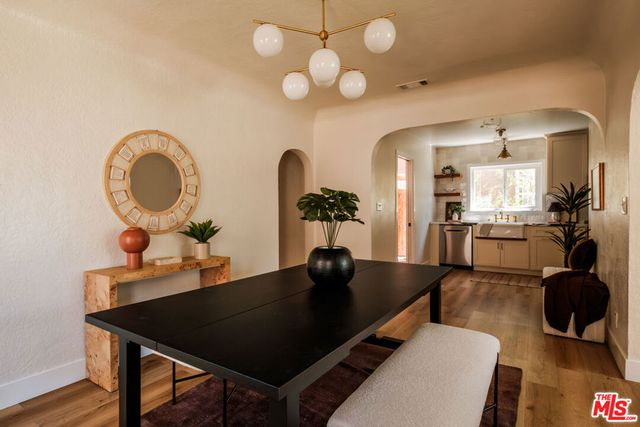 7510 S Harvard Boulevard, Los Angeles, CA 90047