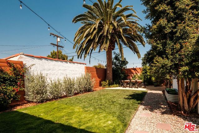 7510 S Harvard Boulevard, Los Angeles, CA 90047