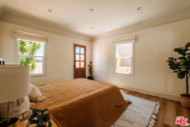 7510 S Harvard Boulevard, Los Angeles, CA 90047