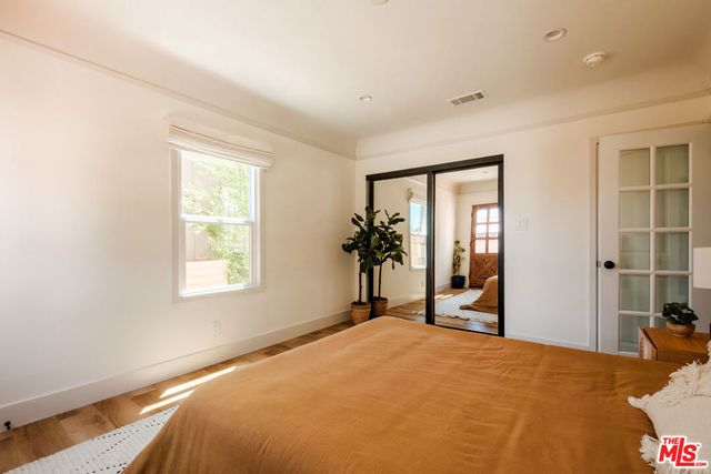 7510 S Harvard Boulevard, Los Angeles, CA 90047