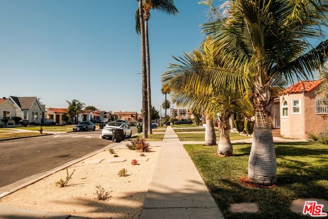 7510 S Harvard Boulevard, Los Angeles, CA 90047