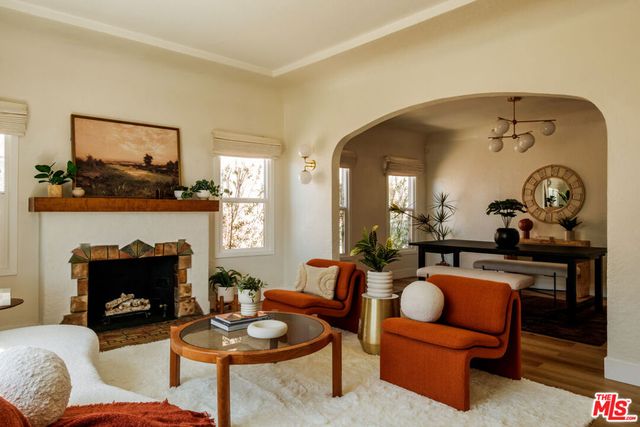 7510 S Harvard Boulevard, Los Angeles, CA 90047