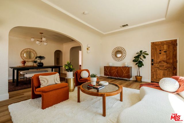 7510 S Harvard Boulevard, Los Angeles, CA 90047