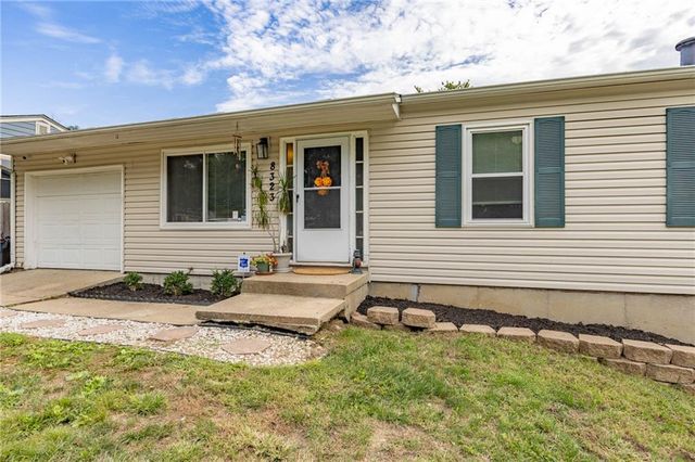 8323 Orient Drive, Kansas City, KS 66112